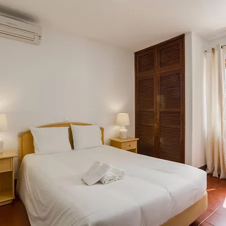 Out Do Lince - 8 Ensuite, Heated Pool & Gym - Marina Villa