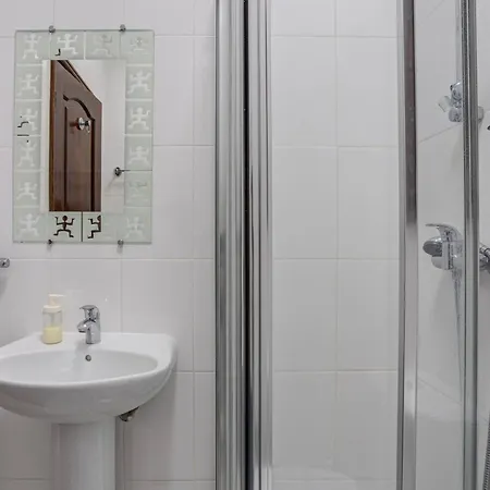 Villa Out Do Lince - 8 Ensuite, Heated Pool & Gym - Marina Vilamoura