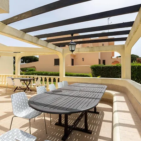 Out Do Lince - 8 Ensuite, Heated Pool & Gym - Marina Villa