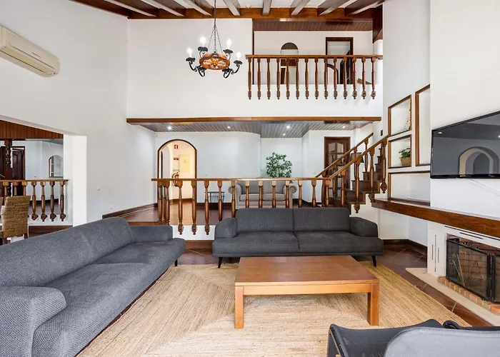 Out Do Lince - 8 Ensuite, Heated Pool & Gym - Marina