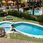 Villa Out Do Lince - 8 Ensuite, Heated Pool & Gym - Marina *