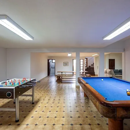 Villa Out Do Lince - 8 Ensuite, Heated Pool & Gym - Marina