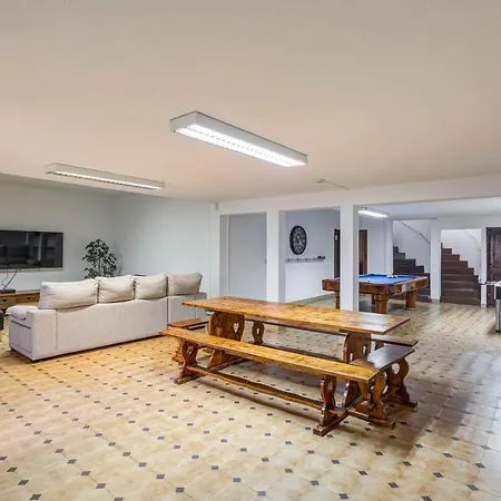 Out Do Lince - 8 Ensuite, Heated Pool & Gym - Marina *