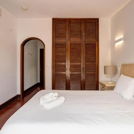 Out Do Lince - 8 Ensuite, Heated Pool & Gym - Marina Vilamoura