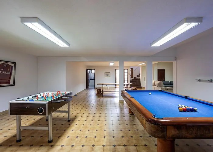 Villa Out Do Lince - 8 Ensuite, Heated Pool & Gym - Marina