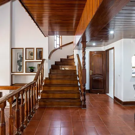 Out Do Lince - 8 Ensuite, Heated Pool & Gym - Marina Вилла Виламура