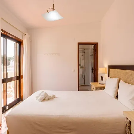 Out Do Lince - 8 Ensuite, Heated Pool & Gym - Marina Villa